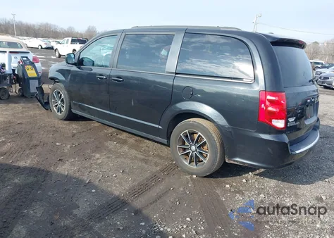 2018 Dodge Grand Caravan Gt z USA, uszkodzony, nr VIN 2C4RDGEG7JR201007